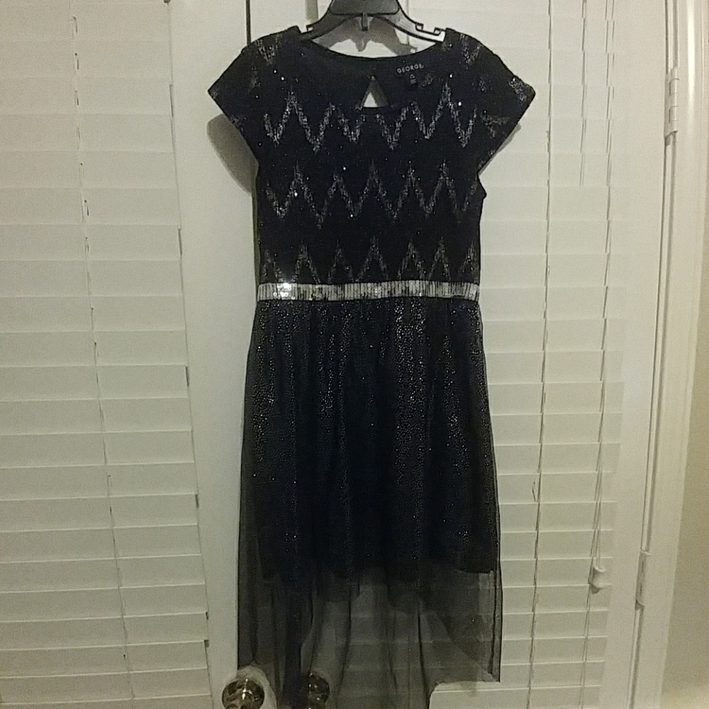 Girls size 7-8 dress.